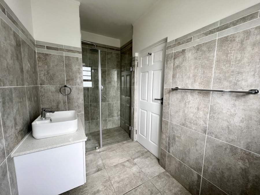 3 Bedroom Property for Sale in Jeffreys Bay Central Eastern Cape